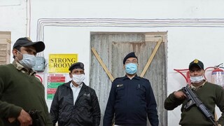 নিজস্ব চিত্র