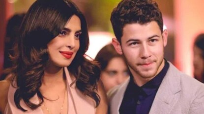 প্রিয়াঙ্কা-নিকের কোলে আসছে কন্যা সন্তান! আগেই ইঙ্গিত দিয়েছিলেন অভিনেত্রী প্রিয়াঙ্কা-নিকের কোলে আসছে কন্যা সন্তান! আগেই ইঙ্গিত দিয়েছিলেন অভিনেত্রী