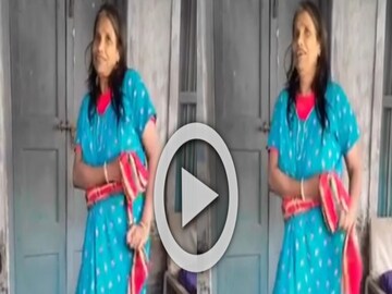 নেচে ভাইরাল হলেন রানু মণ্ডল