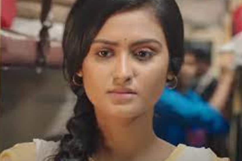 চার নম্বরে রয়েছে জি বাংলার উমা। এর রেটিং পয়েন্ট ৮.৯। এই একই স্থানে একই রেটিং পয়েন্ট নিয়ে রয়েছে স্টার জলসার গাঁটছড়া। পাঁচ নম্বরে রয়েছে জি বাংলার দুটি ধারাবাহিক- সর্বজয়া ও অপরাজিতা অপু। দুটিরই রেটিং পয়েন্ট ৮.৫। 