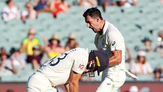 ইংল্যান্ডের উইকেট নেওয়ার পর উচ্ছ্বসিত মিচেল স্টার্ক ইংল্যান্ডের উইকেট নেওয়ার পর উচ্ছ্বসিত মিচেল স্টার্ক