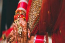 বিয়ের মণ্ডপে বিরাট ধামাকা, এই বিশেষ পোশাক পরে সবার নজর কাড়লেন তিনি, ভিডিও ভাইরাল