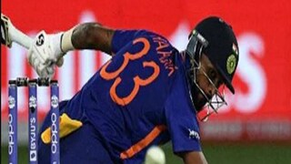  Hardik Pandya trolled for rude behaviour with fans 