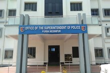 ১৬ টি দামী মোবাইল উদ্ধার করল দুর্গাচক থানার পুলিশ। ১৬ টি দামী মোবাইল উদ্ধার করল দুর্গাচক থানার পুলিশ।