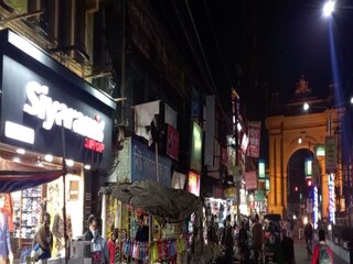 বন্ধ হচ্ছে বাজার-দোকান 