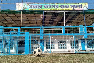 নবদ্বীপ বিবেকানন্দ স্টেডিয়ামে আগামীকালের সকার কাপের প্রস্তুতি শুরু