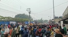 ময়নাগুড়ি ট্রেন দুর্ঘটনায় মৃত রেলকর্মীর দেহ এল বাড়িতে।