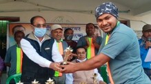 যুব দিবস উপলক্ষে ক্রিকেট প্রতিযোগিতার আয়োজন ভাতজাংলায় যুব দিবস উপলক্ষে ক্রিকেট প্রতিযোগিতার আয়োজন ভাতজাংলায়