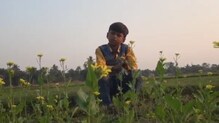 মাটির ঘরেই সুর সাধনা বড়শুলের অভিষেকের মাটির ঘরেই সুর সাধনা বড়শুলের অভিষেকের