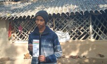 এক স্কুল পড়ুয়াকে করোনা ভ্যাকসিনের পরপর দুটি ডোজ