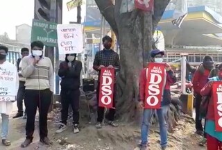স্কুল খোলা, পড়ুয়াদের দ্রুত ভ্যাকসিনেশনের দাবিতে আন্দোলনে এআইডিএসও