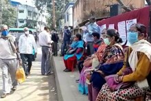 তীব্র হচ্ছে স্কুল খোলার দাবি, জেলাজুড়ে অবস্থান-বিক্ষোভ