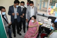 প্রবীণ ও 'সম্মান' সদস্যদের জন্য 'সম্মানের বাড়ি'-তে বিনামূল্যে টিকার আয়োজন প্রবীণ ও 'সম্মান' সদস্যদের জন্য 'সম্মানের বাড়ি'-তে বিনামূল্যে টিকার আয়োজন