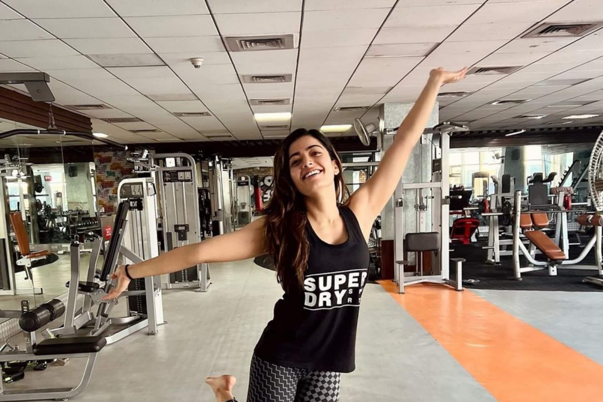 জিমে হোক বা ফটোশুটে, ন্যাশনাল ক্রাশ রশ্মিকা মান্দানার ছবি মানেই 'সুপারহট'