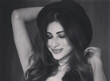 বিয়েতে নিয়ে আসতে হবে আরটিপিসিআর টেস্ট রিপোর্ট! অভিনেত্রী মৌনির বিয়েতে নয়া নিয়ম বিয়েতে নিয়ে আসতে হবে আরটিপিসিআর টেস্ট রিপোর্ট! অভিনেত্রী মৌনির বিয়েতে নয়া নিয়ম