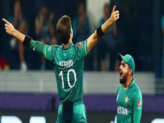 আইসিসির বর্ষসেরা পুরস্কারে একাধিক সম্মান জিতেছে পাকিস্তান