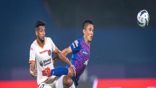 সুনীলকে আটকানোর চেষ্টা ইস্টবেঙ্গলের জয়নার