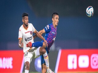 সুনীলকে আটকানোর চেষ্টা ইস্টবেঙ্গলের জয়নার