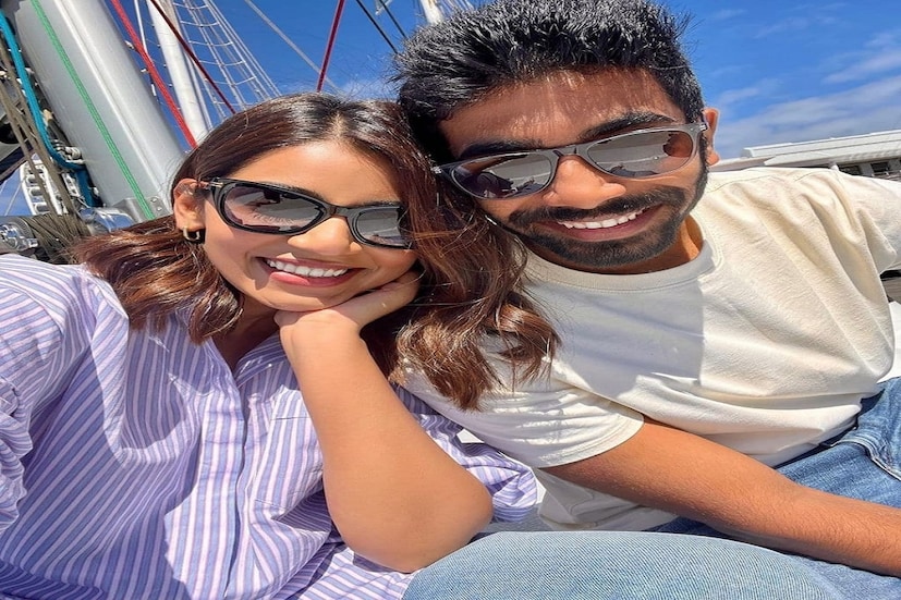 ব্যক্তিগত ইয়োট নিয়ে দুর্দান্ত কিছু মুহূর্ত কাটালেন ভারতীয় ক্রিকেটের এই নতুন পাওয়ার কাপল। সকলের উদ্দেশ্যে ভালোবাসা উজাড় করে দিলেন