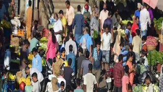 কোভিড পরিস্থিতির উন্নতি হওয়ায় হরিয়ানা, উত্তরাখণ্ড এবং অন্যান্য বেশ কয়েকটি রাজ্য কোভিড বিধিনিষেধ তুলে নিয়েছে। ১৬ ফেব্রুয়ারি কেন্দ্রীয় স্বাস্থ্য সচিব রাজেশ ভূষণ সমস্ত রাজ্য এবং কেন্দ্রশাসিত অঞ্চলের মুখ্য সচিব এবং প্রধান প্রশাসকদের জানিয়েছেন, ২১ জানুয়ারি থেকে ভারতে করোনাগ্রাফ আরও কমবে। এমতাবস্থায় হরিয়ানা সরকার ১৬ ফেব্রুয়ারি থেকে সমস্ত কোভিড বিধি শিথিল করেছে। তবে বাসিন্দাদের সামাজিক দূরত্ব মেনে চলতে বলা হয়েছে।