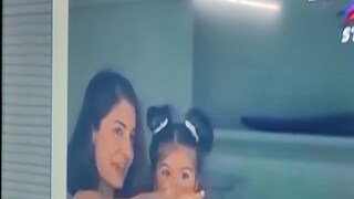 Anushka Sharma comes in balcony with lillte Vamika on her lap- Photo Courtesy- Twitter 