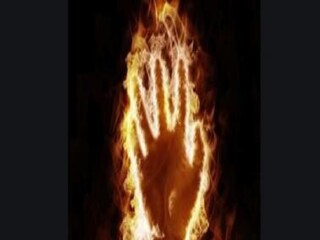 দুই সন্তানকে নিয়ে আত্মঘাতী মা৷  প্রতীকী ছবি৷ 