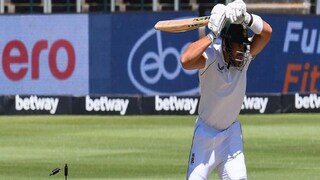 উমেশ যাদবের বলে বোল্ড মহারাজ