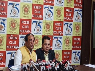 সাংবাদিক বৈঠকে জয়প্রকাশ মজুমদার ও রীতেশ তিওয়ারি৷ 