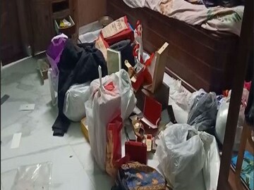 ব্যবসায়ীর বাড়িতে ঢুকে টাকা, গয়না লুঠে অভিযুক্ত পুলিশ৷ 