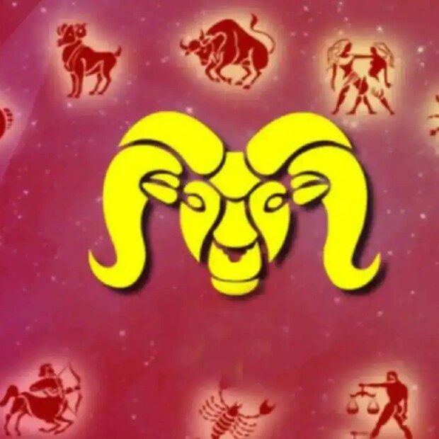 মেষ (Aries): মার্চ ২১ থেকে এপ্রিল ১৯। বছরের শুরুর দিকে র্থকরি নিয়ে একটু সমস্যা তৈরি হতে পারে। তবে বছরের শেষ ঠিক সামলে ওঠা সম্ভব হবে।