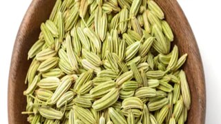 বদ হজমের সমস্যা যাদের আছে তাদের জন্য মহৌষোধি। সকালে মৌরীর জল বা মৌরী দিয়ে তৈরি চা পান করুন। কোষ্ঠকাঠিন্য বা গ্যাস্ট্রিক দূরে রাখে। 