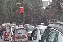 যানজট থেকে মুক্তি পেতে চায় শিলিগুড়ি যানজট থেকে মুক্তি পেতে চায় শিলিগুড়ি