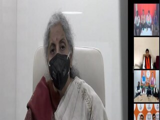বিজেপি নেতৃত্বের সঙ্গে বৈঠকে কেন্দ্রীয় অর্থমন্ত্রী৷ 