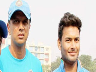 ঋষভ পন্থকে নিয়ে চিন্তায় দ্রাবিড়
