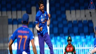 কলকাতার ময়দান থেকেই অনূর্ধ্ব উনিশ ভারতীয় দলের বোলিংয়ে ভরসা দিচ্ছেন রবি কুমার কলকাতার ময়দান থেকেই অনূর্ধ্ব উনিশ ভারতীয় দলের বোলিংয়ে ভরসা দিচ্ছেন রবি কুমার