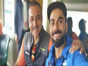 সোশ্যাল মিডিয়ায় বিরাটের সঙ্গে এই ছবি দিয়েছেন রবি শাস্ত্রী