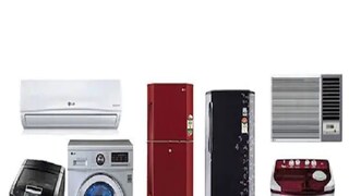 বিশেষজ্ঞদের মতে, ঝড়বৃষ্টির সময় বাইরে যদি প্রবল মাত্রায় বজ্রপাত হতে থাকে, তাহলে সবার আগে ঘরে থাকা সমস্ত বৈদ্যুতিন জিনিসপত্র সংযোগ বিচ্ছিন্ন করে দিন। এটি অত্যন্ত দ্রুত করতে হবে।