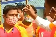 ইলিশ-চিড়ির লড়াই আজ, কনকনে শীতে ডার্বির আঁচ শহরজুড়ে