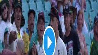  england spinner jack leach gave autograph on spectators head- 