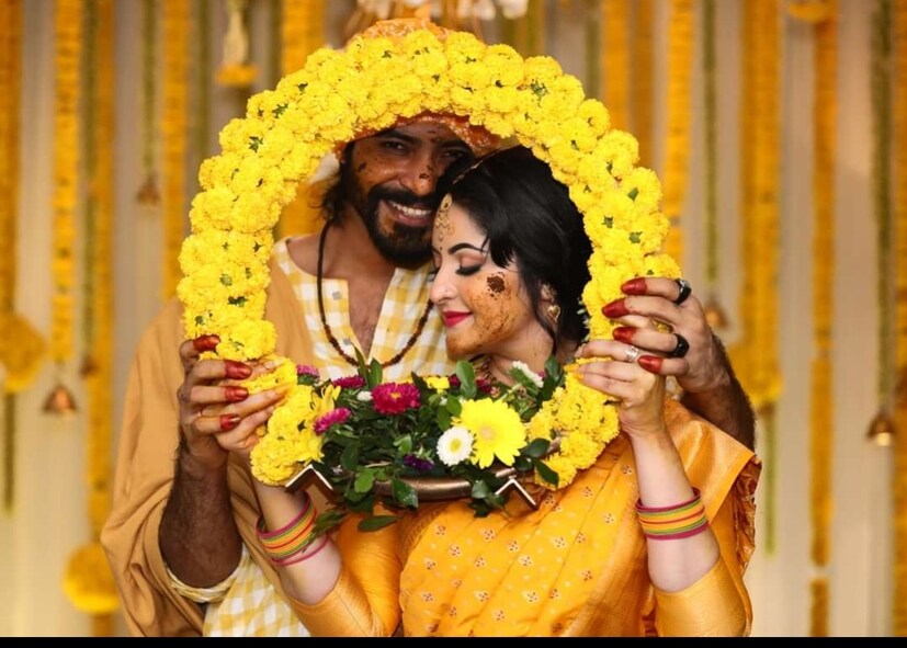 রাজ ও পরীর গায়ে হলুদে উপস্থিত ছিলেন পরিচালক রেদওয়ান রনি। তিনিই প্রথম ছবিটি শেয়ার করেন।  রনি ছাড়াও এ অনুষ্ঠানে উপস্থিত ছিলেন নির্মাতা গিয়াস উদ্দিন উদ্দিন সেলিম ও চয়নিকা চৌধুরী।