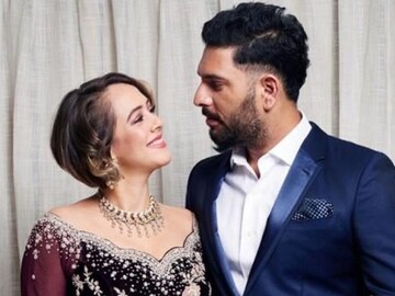 File Photo of Yuvraj Singh and Hazel Keech