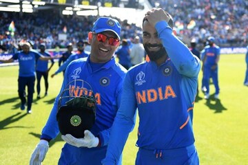 'ধন্যবাদ বিশ্বাস রেখেছিলে বলে...'', নেতৃত্ব ছেড়ে ধোনির প্রতি কৃতজ্ঞতা কোহলির