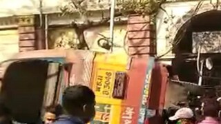 Minibus Accident in Kolkata