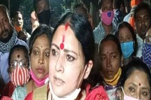 কুকুরের গায়ে বাঁধা তৃণমূলের পতাকা, দেখতে পাওয়া মাত্রই বিজেপি বিধায়ক যা করলেন... কুকুরের গায়ে বাঁধা তৃণমূলের পতাকা, দেখতে পাওয়া মাত্রই বিজেপি বিধায়ক যা করলেন...
