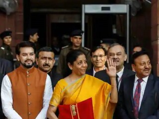 বাজেট নিয়ে নির্মলার কাছে অনেক প্রত্যাশা৷ ফাইল ছবি