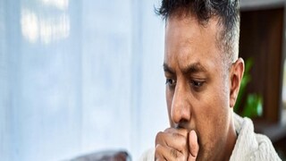 আপনি যদি লক্ষ্য করেন যে আপনি কয়েক ঘণ্টা ধরে ক্রমাগত কাশছেন করছেন এবং আপনার গলায় জ্বালা অনুভব করছেন, তাহলে আপনার কোভিড হওয়ার সম্ভাবনা রয়েছে। আপনি যদি লক্ষ্য করেন যে আপনি কয়েক ঘণ্টা ধরে ক্রমাগত কাশছেন করছেন এবং আপনার গলায় জ্বালা অনুভব করছেন, তাহলে আপনার কোভিড হওয়ার সম্ভাবনা রয়েছে।