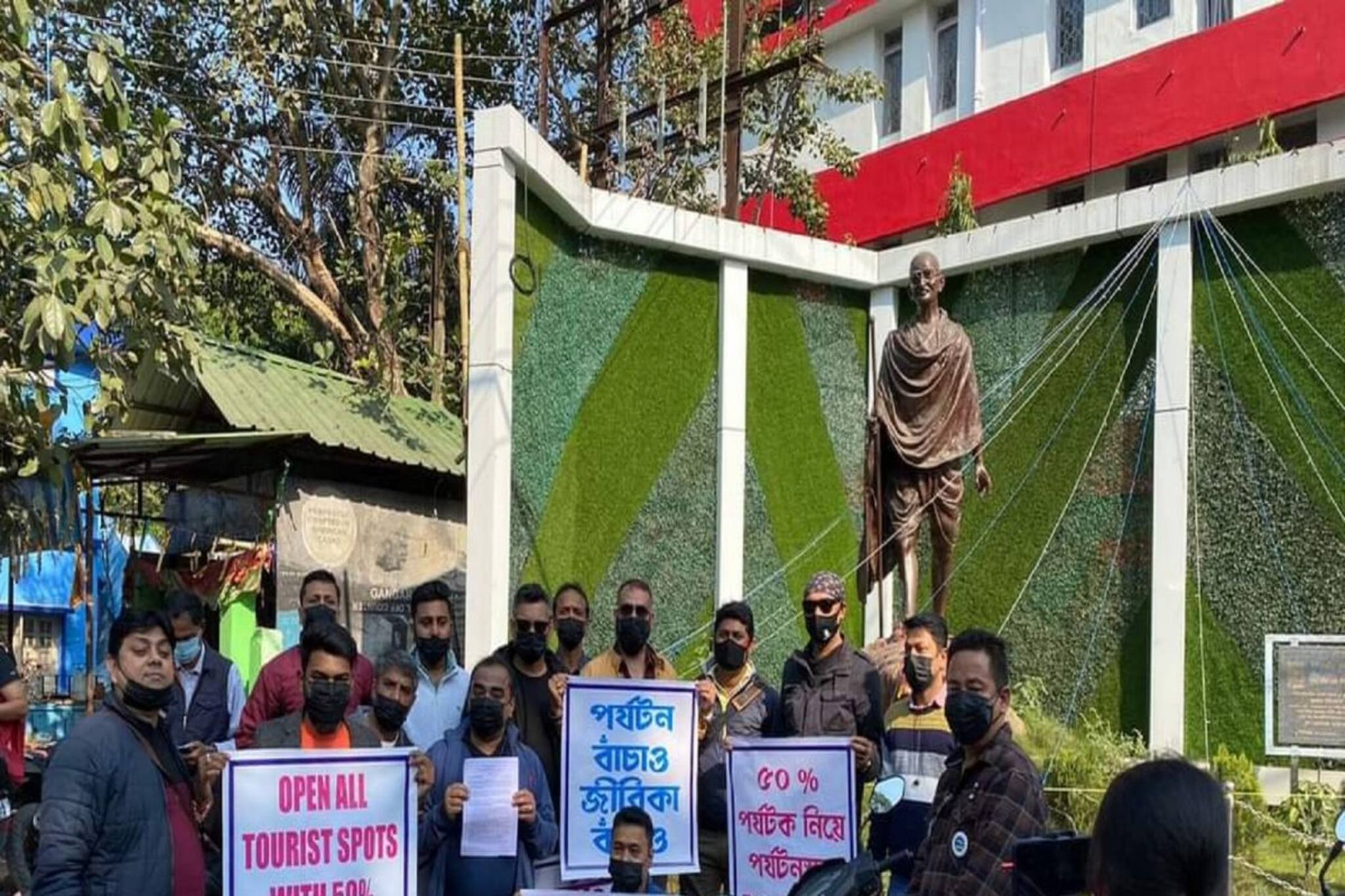 এবার পর্যটনকেন্দ্রও ৫০ শতাংশ খোলার দাবি, শুনশান পাহাড়ে মন খারাপ আর ক্ষতির হিসেব