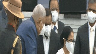 রেড রোডে মমতা-ধনখড়