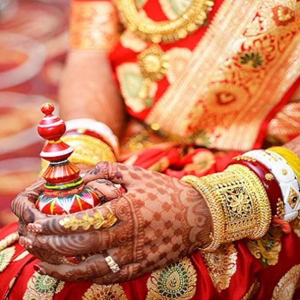 মাথায় রাখবেন, এরপরও আপনার নিজের চিন্তা ভাবনা থাকতে পারে। কোনও জিজ্ঞাসা থাকলে সেই বিষয়গুলিও জানার চেষ্টা করুন। তবেই ভালো থাকতে পারবেন স্বামীর সঙ্গে। প্রয়োজনে পারিবারিক বা বিবাহ বিশেষজ্ঞদের পরামর্শ নিন।