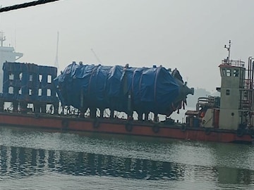 নিজস্ব চিত্র